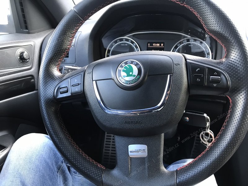 Škoda Octavia II RS – montáž audia, foto 1240